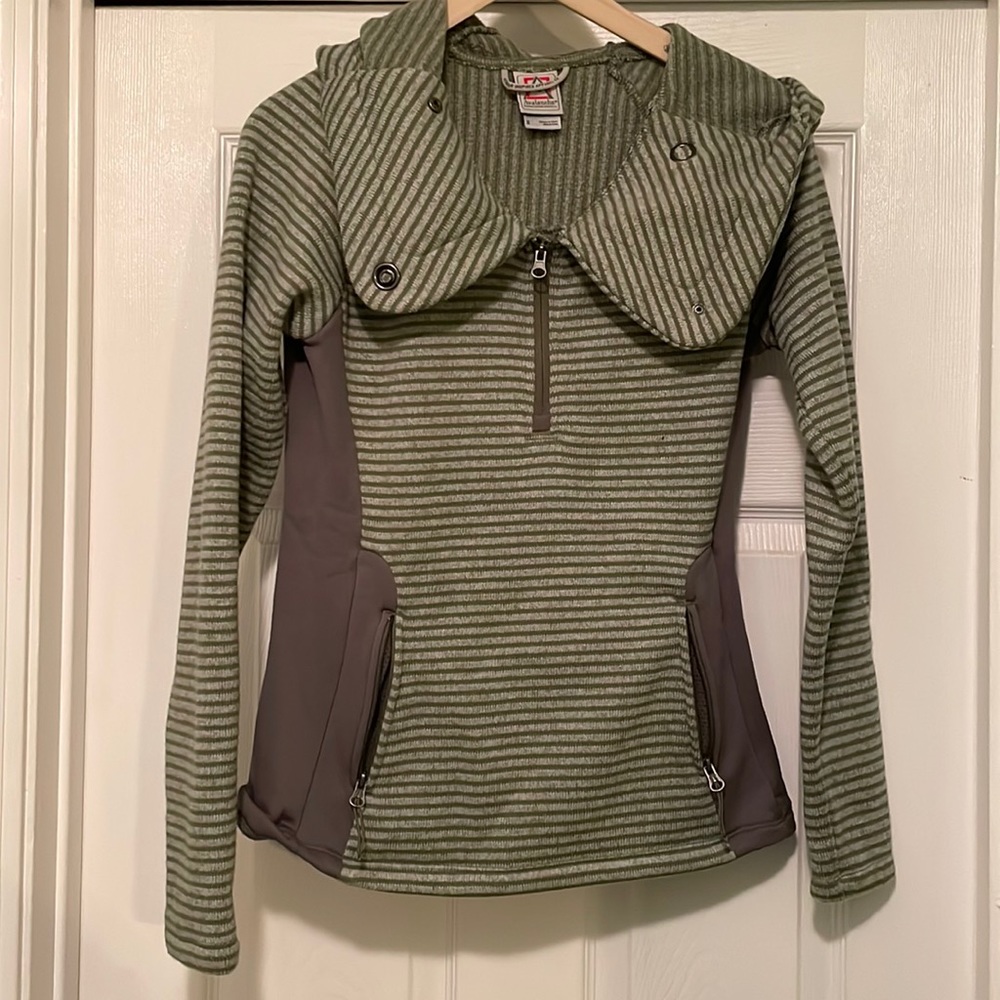 Avalancher Fleece Quarter-Zip Hoodie